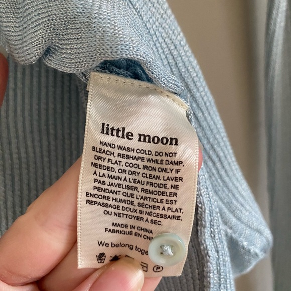 Light Blue Ruffled Cardigan - Picture 4 of 7